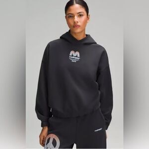 Lululemon x Madhappy Relaxed Cropped Hoodie
Black